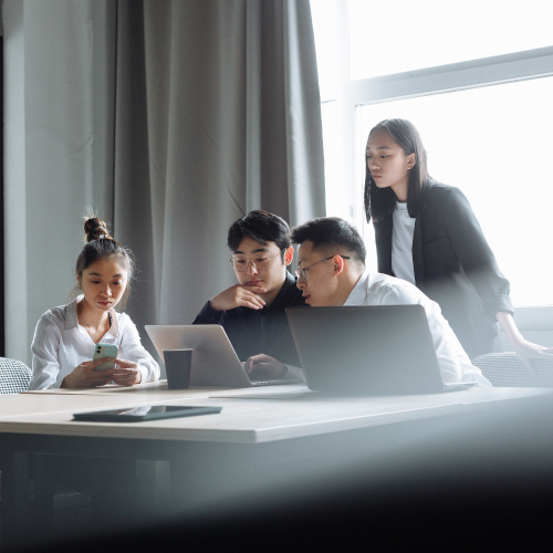 Làm Việc Trên Hệ Thống Quản Lý