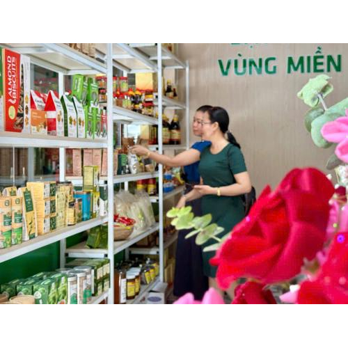 Không gian cửa hàng OCOP Kiên An