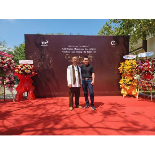 Các thành phần tham dự