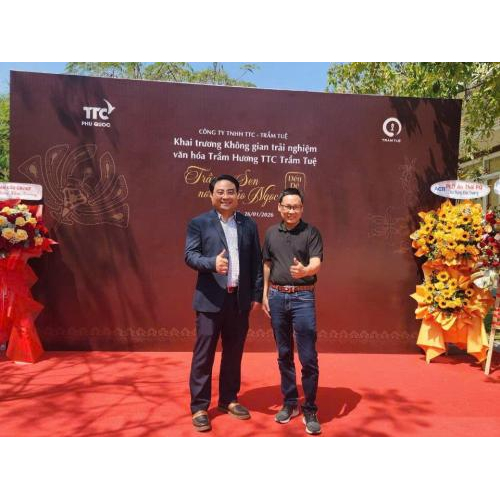 Các thành phần tham dự