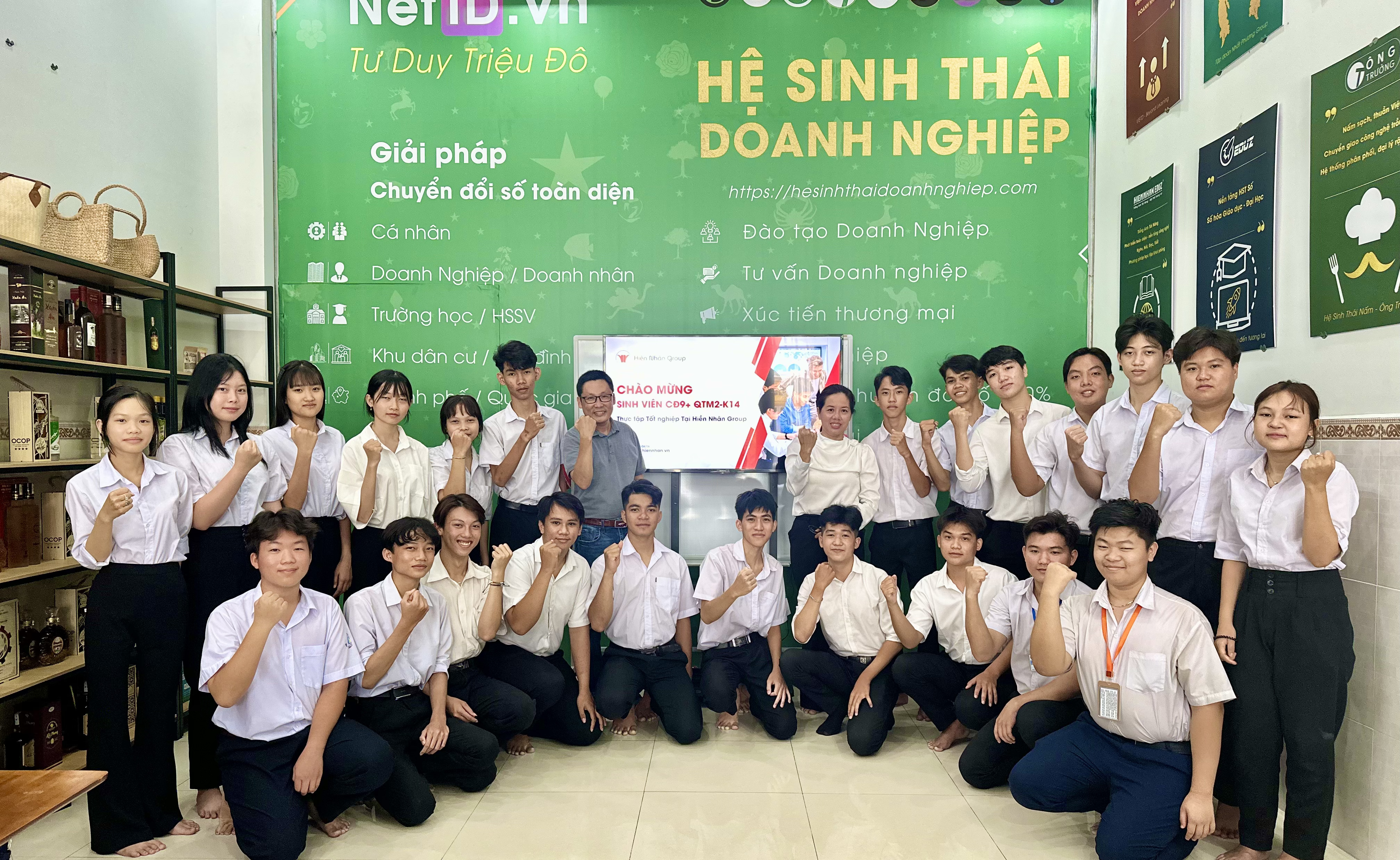 Tăng cường hợp tác giữa nhà trường và doanh nghiệp