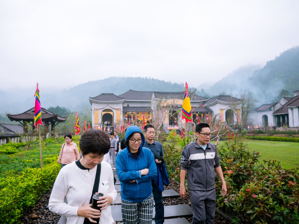 Hiền Nhân Group – Đồng hành kiến tạo hệ sinh thái chuyên gia bền vững