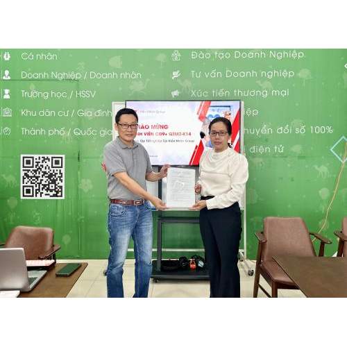 Chương trình tiếp nhận và làm quen môi trường doanh nghiệp