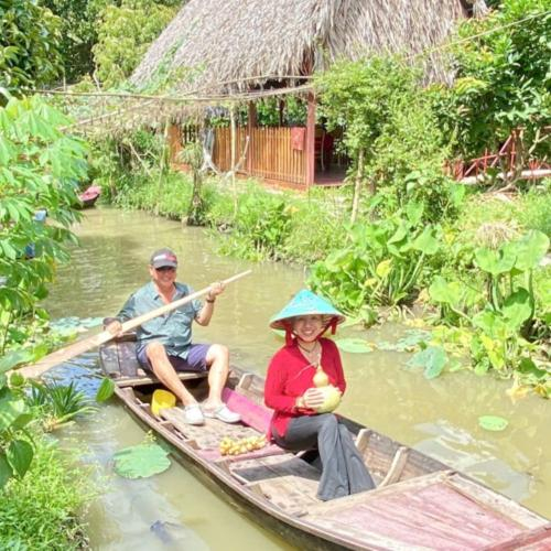 Chèo Xuồng Ba Lá Trải Nghiệm Mà Bạn Không Thể Bỏ Qua Tại Tuấn Tường
