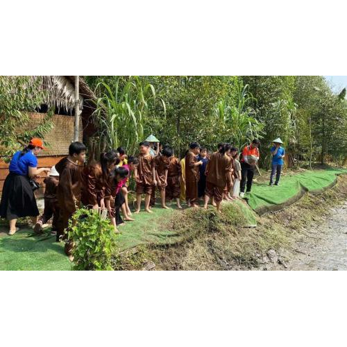 Buổi trưa: Trải nghiệm đặc trưng & ẩm thực miền Tây