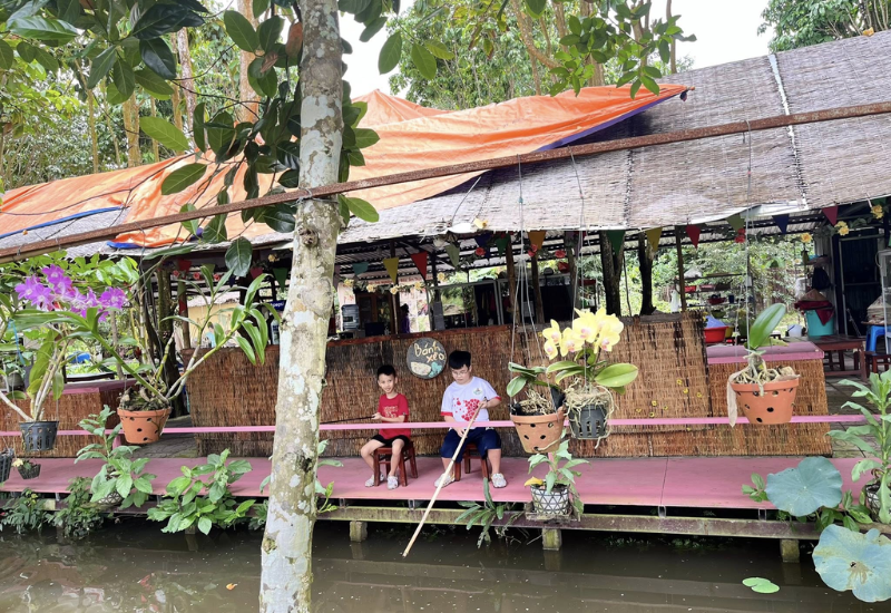 Vai trò của du lịch sinh thái là gì?