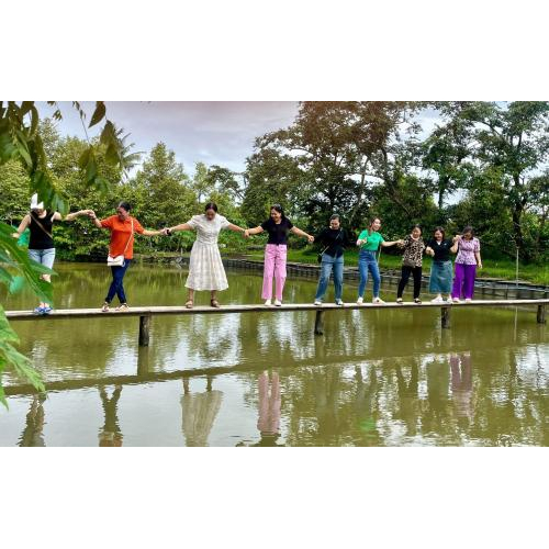 Trải nghiệm dân gian – Gắn kết bằng tiếng cười