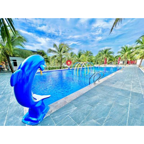 Vui chơi dưới nước tại Phú Điền