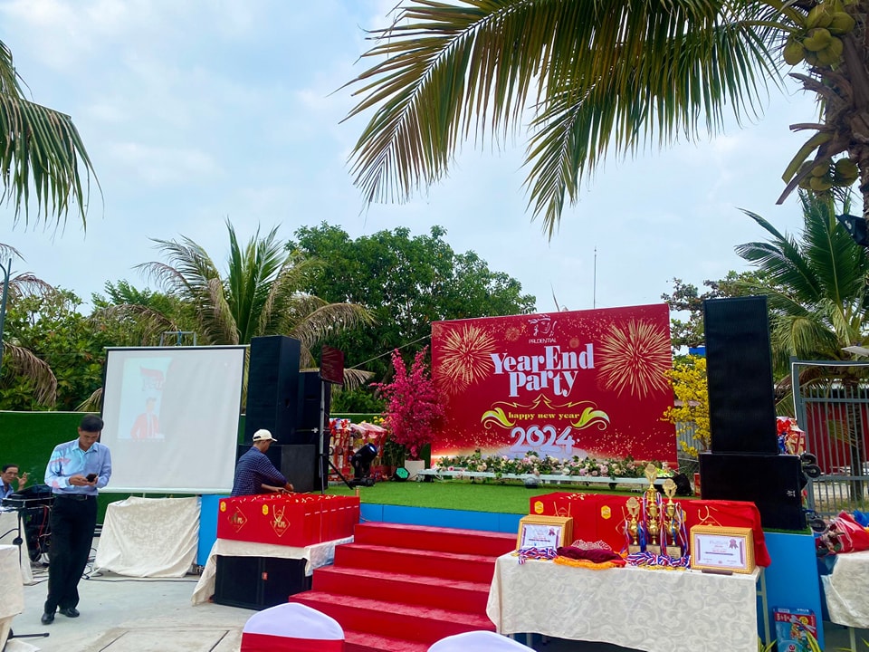 Dịch vụ chuyên nghiệp, tận tâm