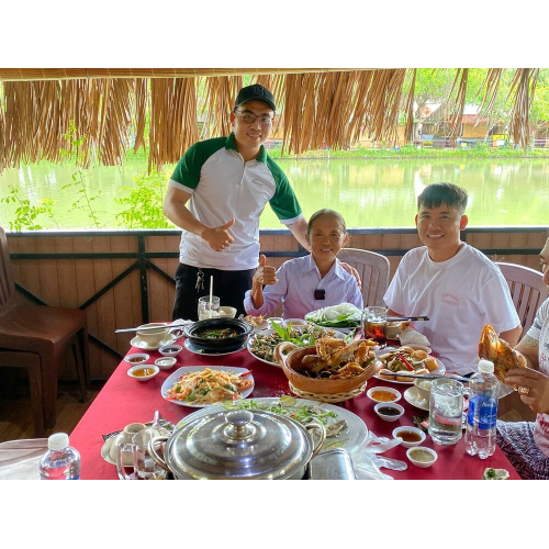 Trải nghiệm câu cá và thưởng thức hải sản