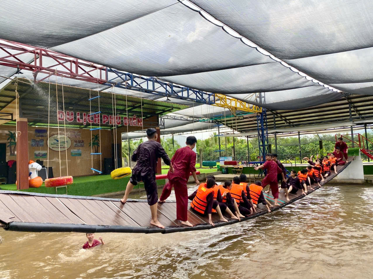 Hoạt động ngoại khóa đa dạng, phù hợp với lứa tuổi học sinh