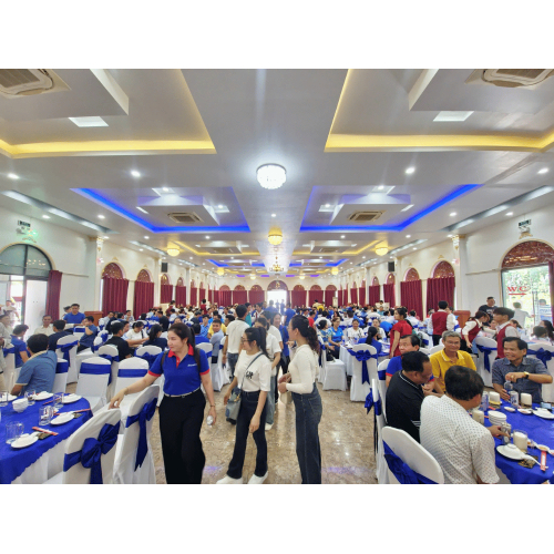 Kết hợp hoạt động team building – Ăn uống – Dã ngoại