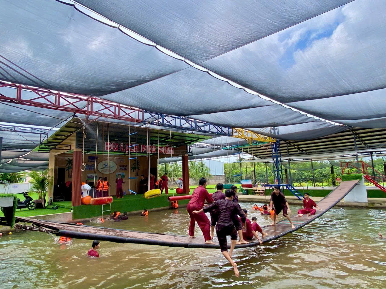 Hỗ trợ cân bằng cảm xúc và nhịp sinh hoạt