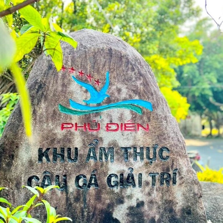 Vui Chơi Mở Đầu Năm Mới Tại Phú Điền