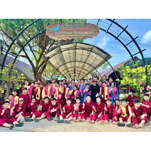 Đi nhóm đông, chơi trò chơi, tổ chức sự kiện, hội thảo có cần đặt trước không?