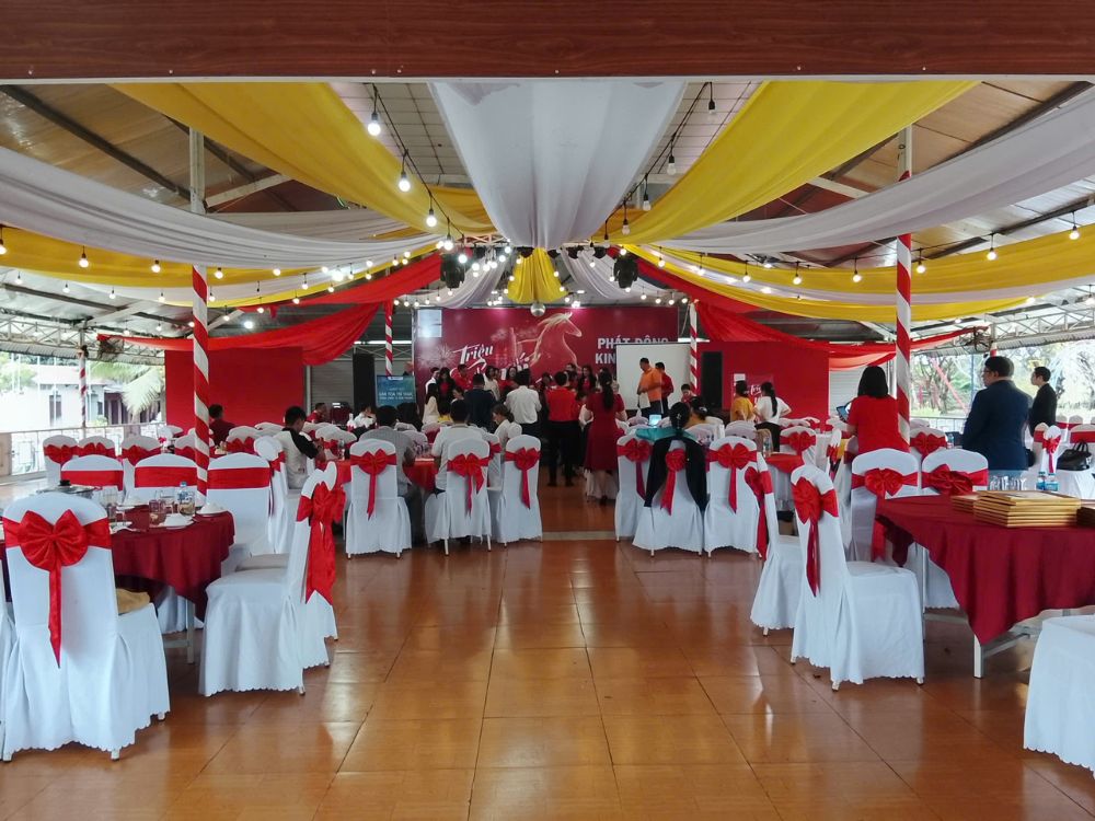 Bùng nổ năng lượng với "Triệu Kết Nối - Đón Yên Tâm Mới"