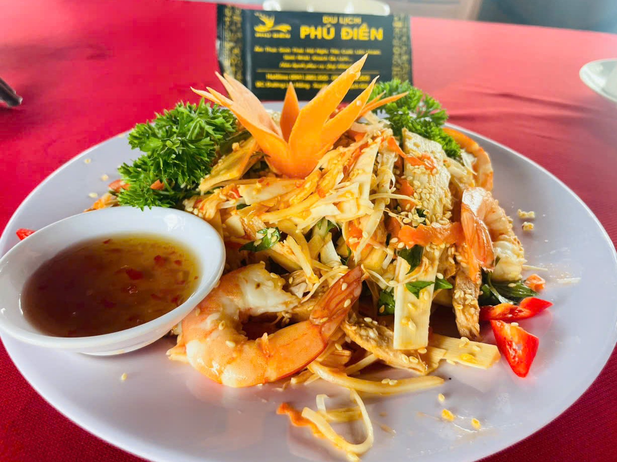 Gắn liền với văn hóa địa phương