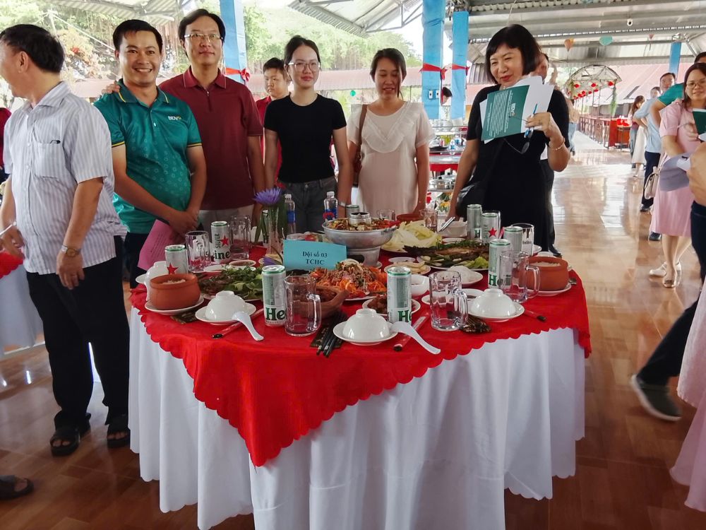 Sôi nổi "Cuộc chiến ẩm thực" của các cán bộ ngân hàng