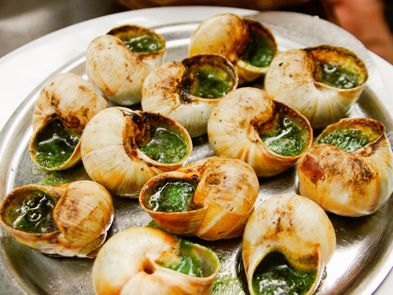 Album các món ốc của nhà hàng Ngự Uyển