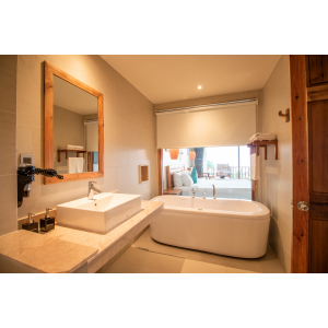 Phòng deluxe có cửa thông nhau hướng biển