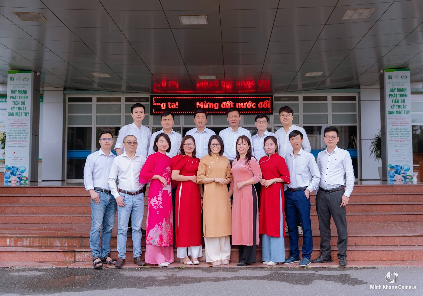 1. Sứ mệnh - Tầm nhìn