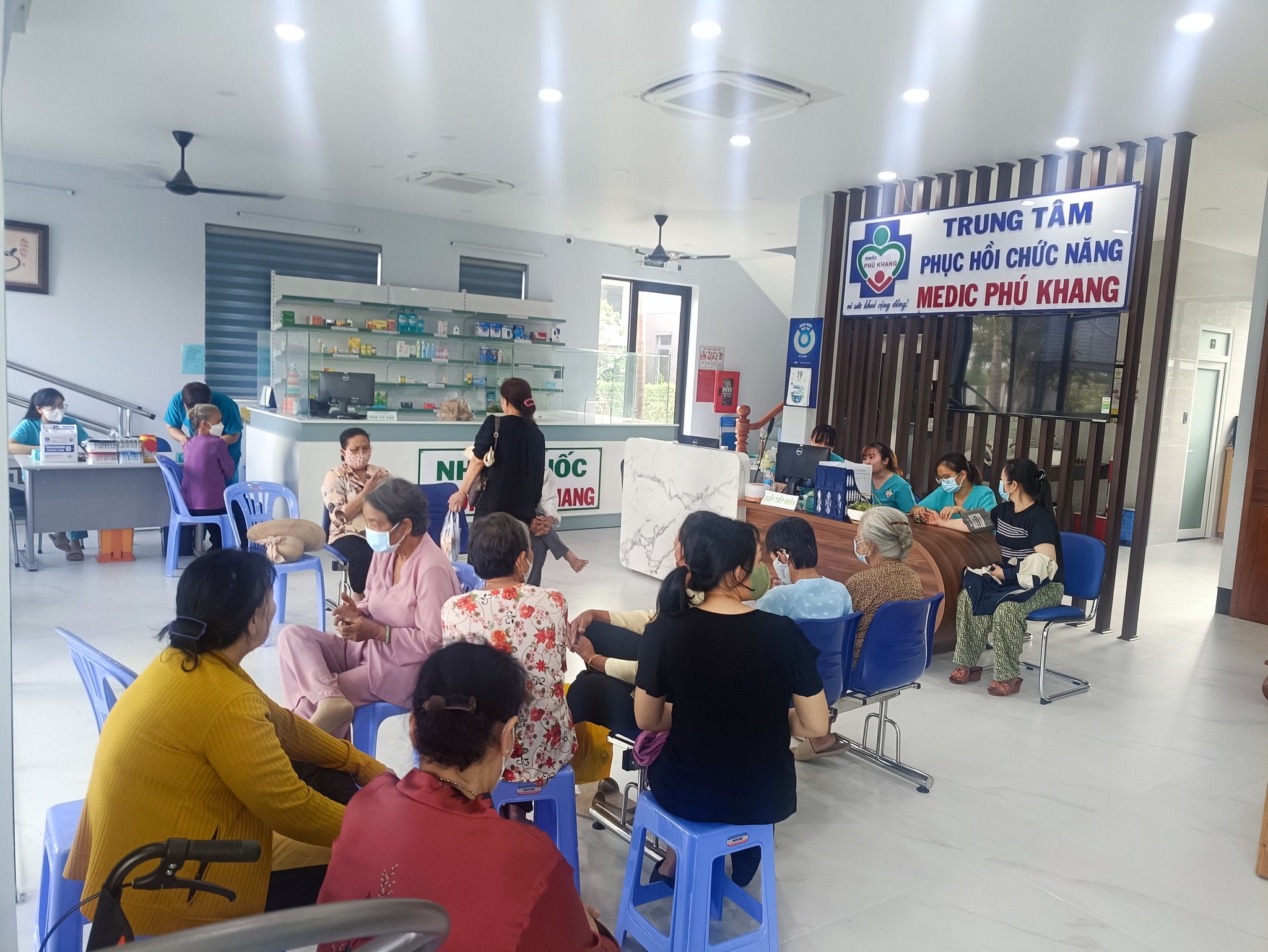 Dịch vụ tiêm chủng