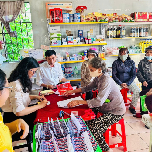 BHXH Cơ Sở Dương Minh Châu Tăng Cường Giám Sát Công Tác Chi Trả Người Nhận Lương Hưu, Trợ Cấp BHXH Hàng Tháng Trên Địa Bàn Quản Lý