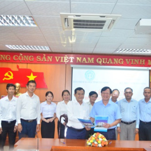 Lễ Ký Kết Hợp Đồng Ủy Quyền Thu Bảo Hiểm Xã Hội, Bảo Hiểm Y Tế.