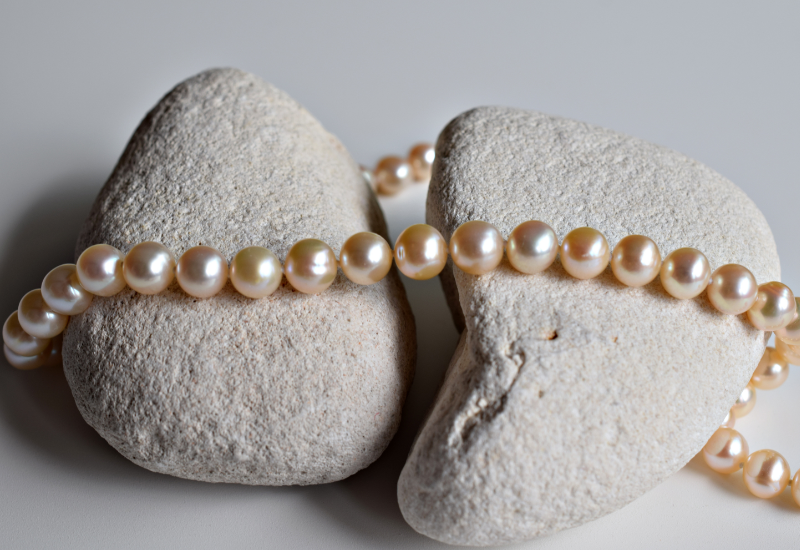 Vì sao nam giới nên cân nhắc đeo ngọc trai?