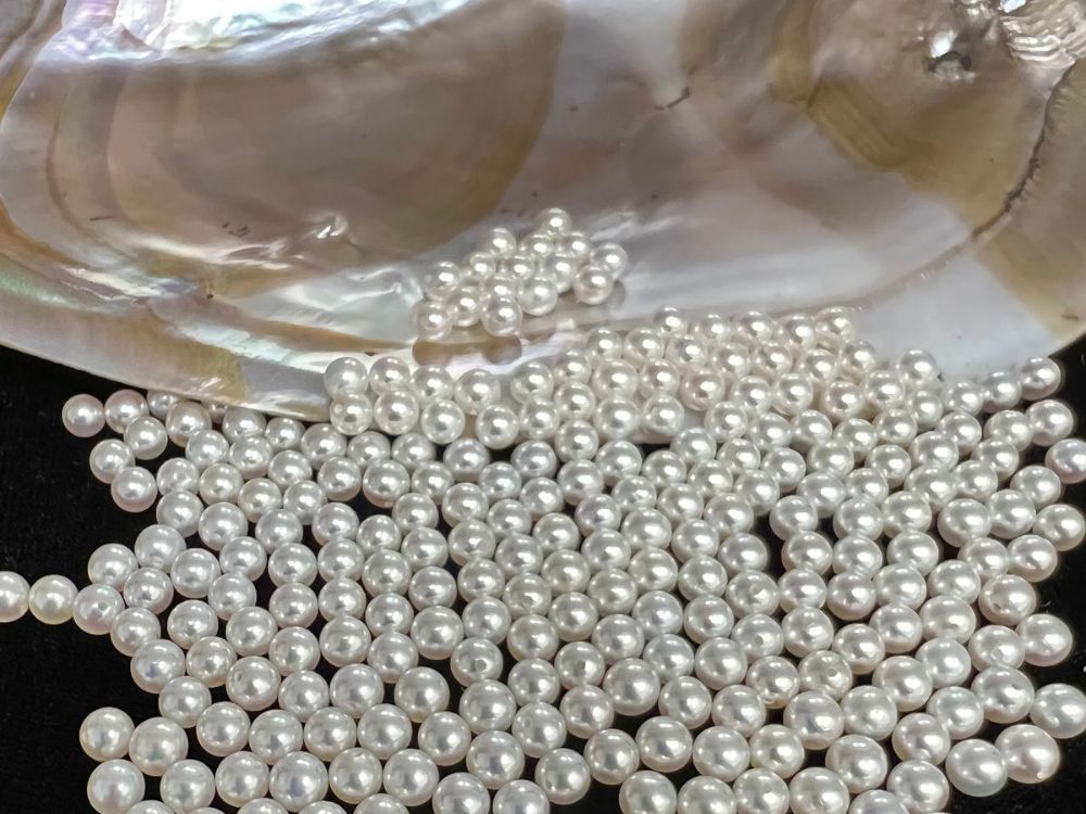 Các yếu tố ảnh hưởng đến độ bóng chất lượng của ngọc trai