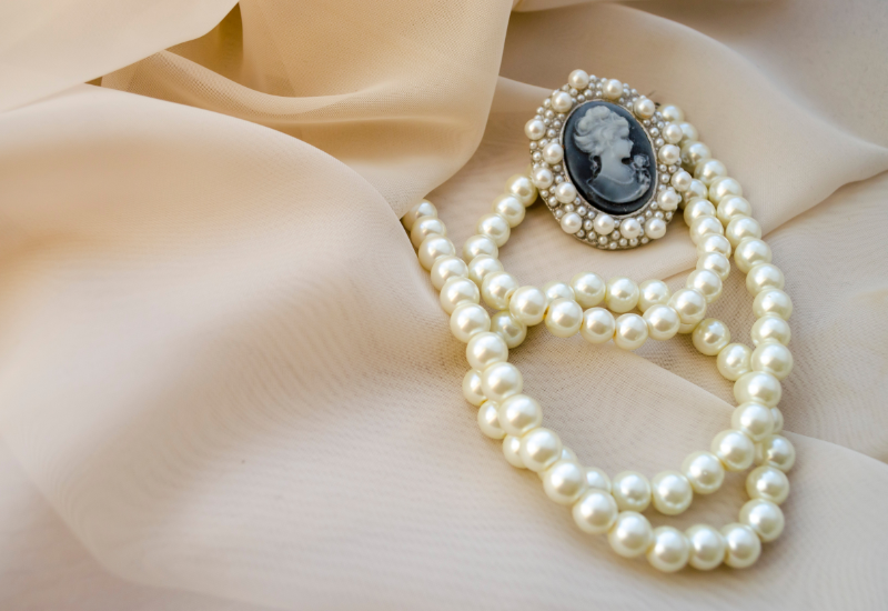 Làm gì nếu ngọc trai bị rơi?