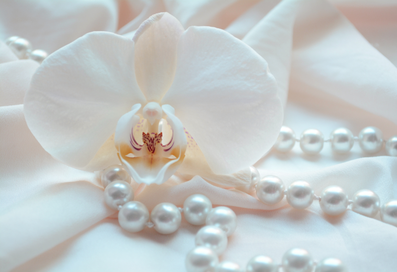 Rơi không vỡ nhưng dễ bị xước