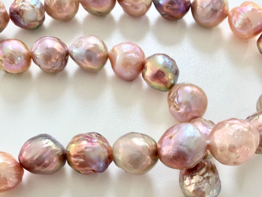 Ngọc trai Baroque và ngọc trai tròn: Bạn phù hợp với vẻ đẹp nào?