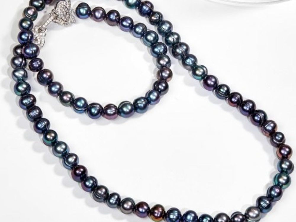 Bảo quản sai cách trong hộp kín hoặc môi trường quá khô