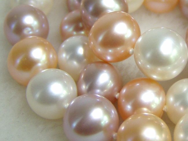 Màu sắc ngọc trai và ý nghĩa theo ngũ hành