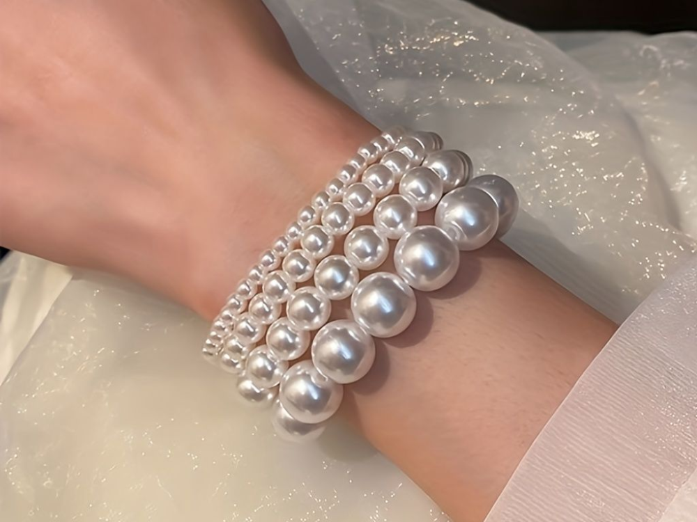 Ngọc trai là đá quý hữu cơ nên nhạy cảm với môi trường