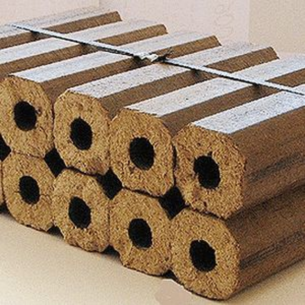 Củi Trấu Có Thể Thay Thế Than Củi Truyền Thống Không?