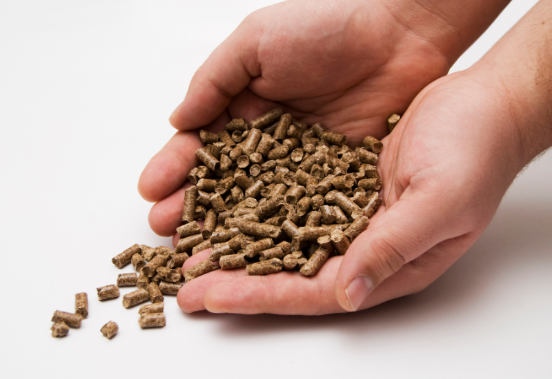 Ít tạp chất nên lượng khí thải thấp hơn