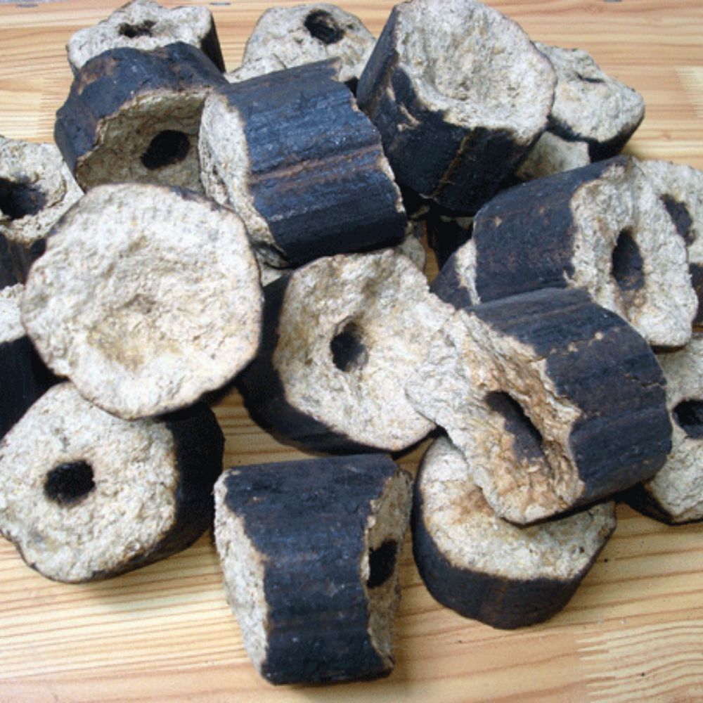 Củi Trấu Giúp Giảm Phát Thải CO₂ Trong Sản Xuất Như Thế Nào?