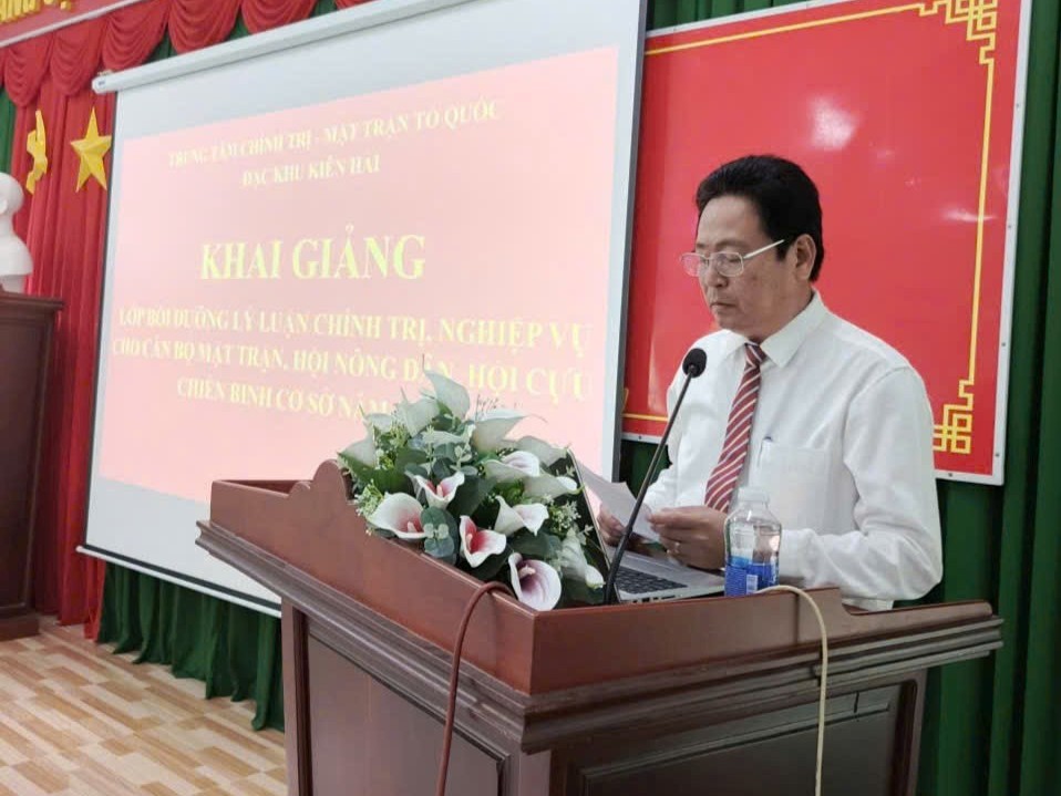 Lớp tập huấn nghiệp vụ công tác Mặt trận và các đoàn thể năm 2025