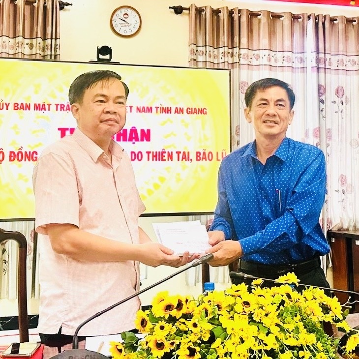 Ủy Ban Mặt Trận Tổ quốc Việt Nam Tỉnh Tiếp Nhận Ủng Hộ Đồng Bào Bị Thiệt Hại Do Thiên Tai, Bão Lũ