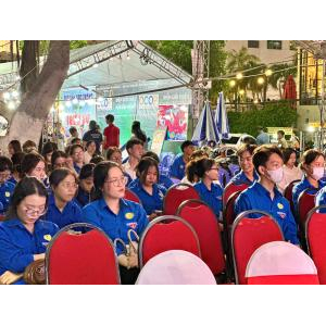 Hiền Nhân Group Và Chuyên Đề “Lợi Ích Của Chuyển Đổi Số Trong Khởi Nghiệp Và Tìm Kiếm Việc Làm Dành Cho Sinh Viên”