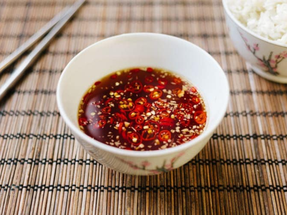 Bảo quản ở nơi khô ráo, tránh ánh nắng trực tiếp