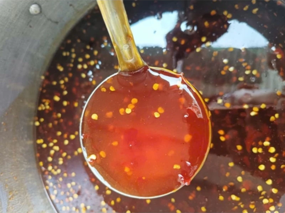 Vì sao nước mắm truyền thống rất khó bị hỏng?