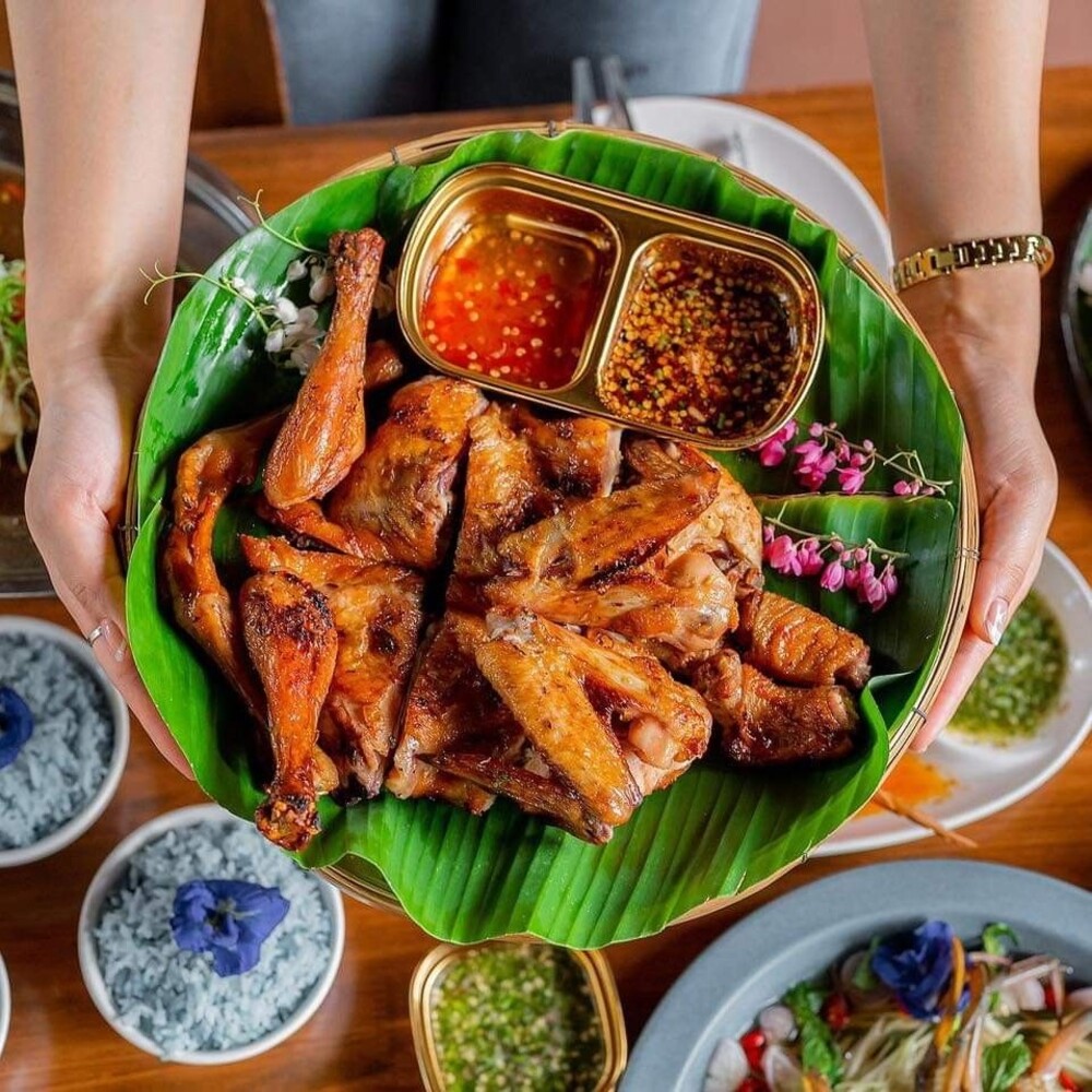 Vì Sao Món Ăn Ngoài Nhà Hàng Luôn Đậm Đà Hơn? Bí Mật Nằm Ở Nước Mắm