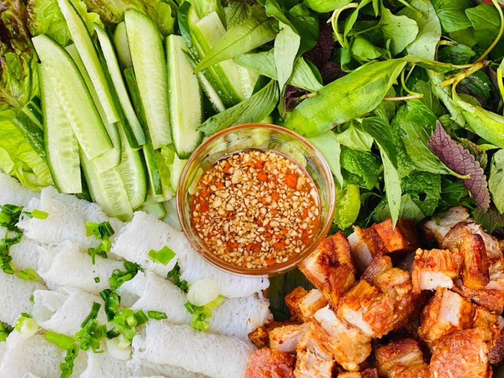 Điểm khác biệt giữa nước mắm nguyên chất và nước mắm công nghiệp trên thị trường hiện nay