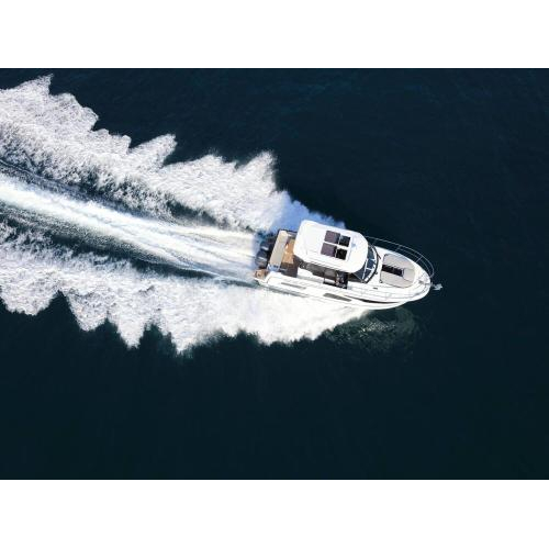 Du Thuyền Merry Fisher 1095 Thuê Riêng – 8 Khách | 4 Giờ