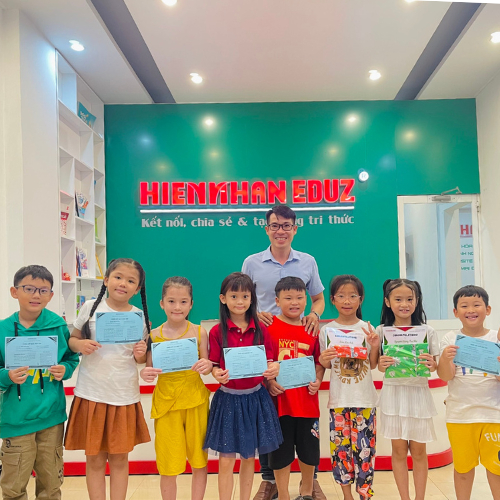 Tổng Kết & Khen Thưởng Học Viên Lớp ST15A