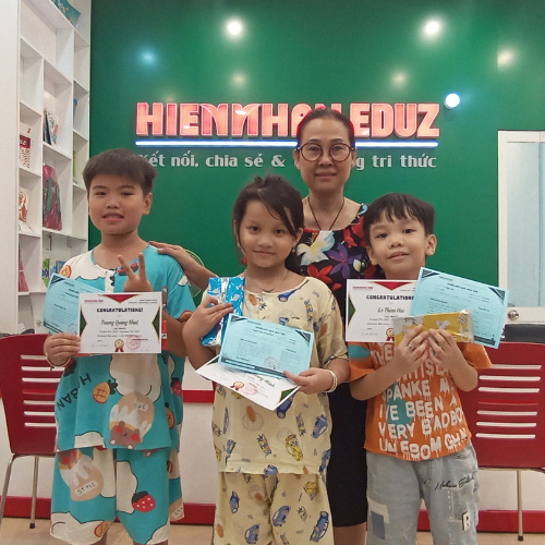 Khen Thưởng Học Viên Lớp MV07C