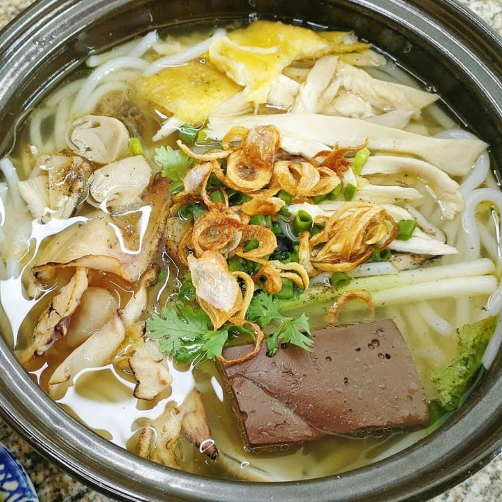 Bánh Canh Gà